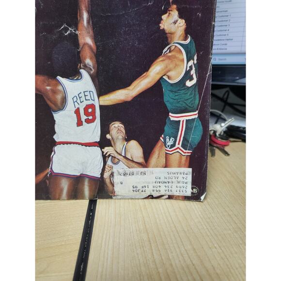 Sport Magazine (Feb 1970) Lew Alcindor/Kareem Abdul Jabbar Willis Reed Cover NBA - Picture 3 of 9